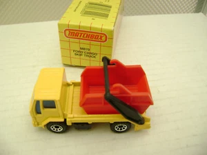 1989 MATCHBOX SUPERFAST MB70 YELLOW & RED FORD CARGO SKIP TRUCK NEW IN BOX - Picture 1 of 3