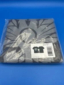 *Rare* Destiny 2 T-Shirt New In Package - Picture 1 of 1