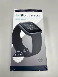 Fitbit Versa 2 Smartwatch Activity Tracker - "Nero" - Non Testato - Solo per Ricambi - Foto 1 di 4