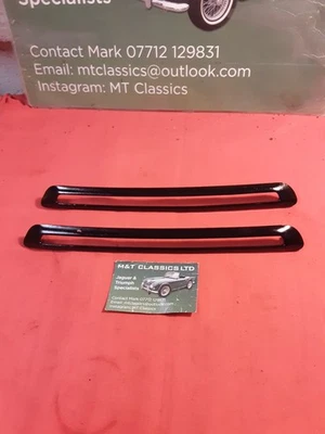 Triumph Tr4 6 Demister Outlets Escutcheon Original  - Image 1 of 4