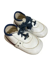 Zapatos de bebé vintage talla 2 blanco rojo rayas estrellas azules - Imagen 1 de 7