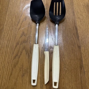 Vtg Ekco Nylon Slotted Spoon Black Serving Cooking Utensils & Knife Beige Handle - Picture 1 of 13