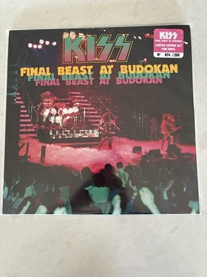 KISS Vinyl 2LP Mix Colored Vinyl Budokan - Image 1 of 2