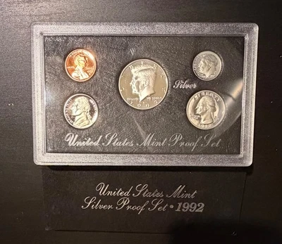 1992 S U.S. Mint Issued Silver Proof 90% SILVER Coins OGP w/COA - Image 1 of 4