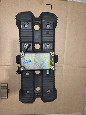 Cubierta completa de válvula de motor 93-98 GSXR1100 / 93-95 GSXR750 / 92-93 GSXR600 Foto 1 de 2