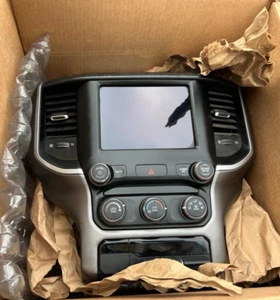 2019-2025 Apple CarPlay DODGE TRUCK NEW STYLE Ram 2500+ 8.4" SET Screen Radio - Picture 1 of 16