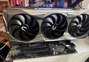 BAD ZOTAC GAMING GeForce RTX 4070 Ti SUPER SOLID OC 16GB GDDR6- NO WORKING - Afbeelding 1 van 5