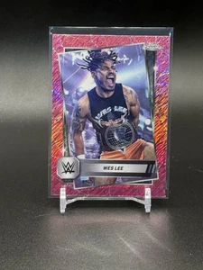 Wes Lee 2025 Topps Chrome WWE #156 Pink Shimmer Refractor - Picture 1 of 2