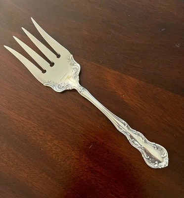 Antiguo tenedor de carne Wallace Sterling Irving Old Atlanta grande 8 1/2" Foto 1 de 4