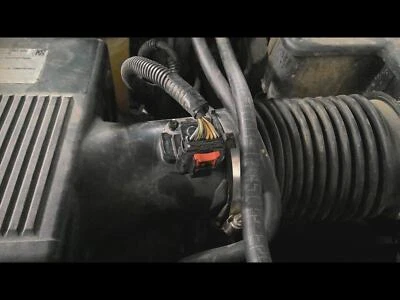 Medidor de flujo de aire de inyección de combustible usado se adapta a: Chevrolet Silverado 1500 2018 camioneta G Foto 1 de 4