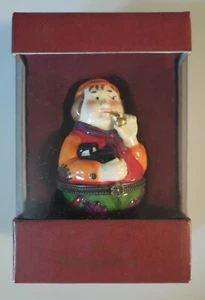 Villeroy & Boch 1748 Scandinavia Boy w/ Train Hinged Dresser Trinket Box - Picture 1 of 3