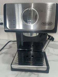 DeLonghi ECP3220 Espresso Machine - 15 bar. No portafilter included. - Picture 1 of 12