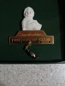 Dept 56 Snowbabies  1998-1999  Bisque Friendship Club Pin w Penguin Charm - Picture 1 of 2