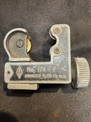 Neat Vintage Paperweight  Imperial Eastman Tube Pipe Cutter Original Old Dirty - Image 1 of 4