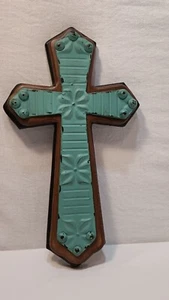 Wooden Celtic style cross New turquoise - Picture 1 of 5