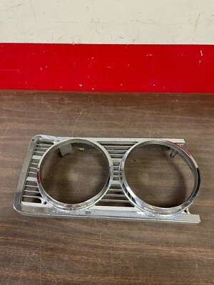 Ford Torino Ranchero Fairlane 1969 bisel de faros derecho 222 Foto 1 de 4