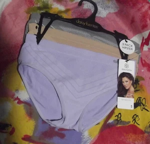 3 NEW DAISY FUENTES DF4797A 4 MICROFIBER SEAMLES HIPSTER PANTIES S - Picture 1 of 2