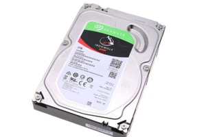 Seagate IronWolf 2 TB 3,5" SATA HDD @5,9k // ST2000VN004 - Afbeelding 1 van 5