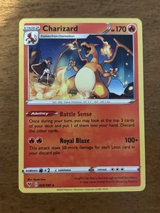 Charizard - 025/185 - Pokemon Vivid Voltage Sword & Shield Non-Holo Rare Karte NM - Bild 1 von 10