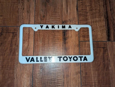 RARE Vintage Yakima Washington Valley Toyota Plastic License Plate Frame - Image 1 of 2