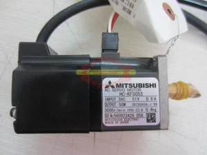 1PZ Servomotore Mitsubishi HC-KFS053 Nuovo - Foto 1 di 1
