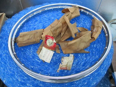 Llanta delantera Honda 17" 1965 S65 1971 1972 y 1980 - 1982 C70 44701-174-670 #3 Foto 1 de 4