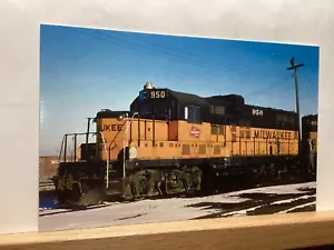 Milwaukee Road GP9 #950: 3 1/2”x 5 1/2” Postkarte - Bild 1 von 3