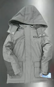 Chaqueta resistente al agua con capucha de hierro Nautica para niños $110 tallas 2T-4T - Imagen 1 de 4