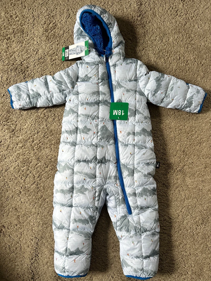 全新 Spyder Baby 1 件套雪地服 尺寸 18 或 24 个月 男孩 女孩 婴儿 男女皆宜 — 第 1/1 张图片