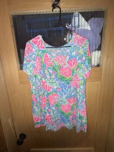 Lilly Pulitzer Etta V-Neck Top Shirt Floral Size Xl - Picture 1 of 3