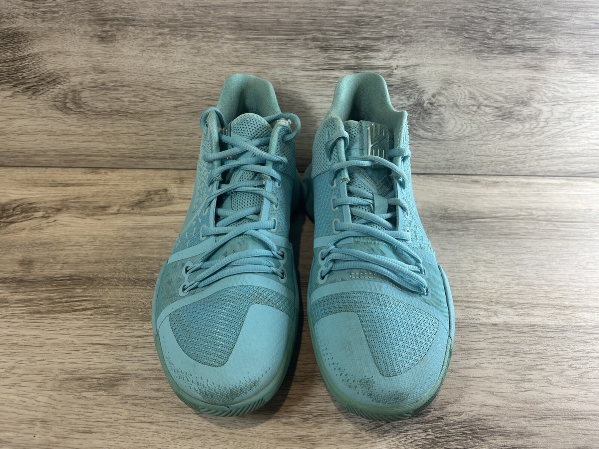 Preços baixos em Nike Kyrie 3 Tiffany - 852395-401 | eBay Preços baixos em Nike Kyrie 3 Tiffany - 852395-401 | eBay