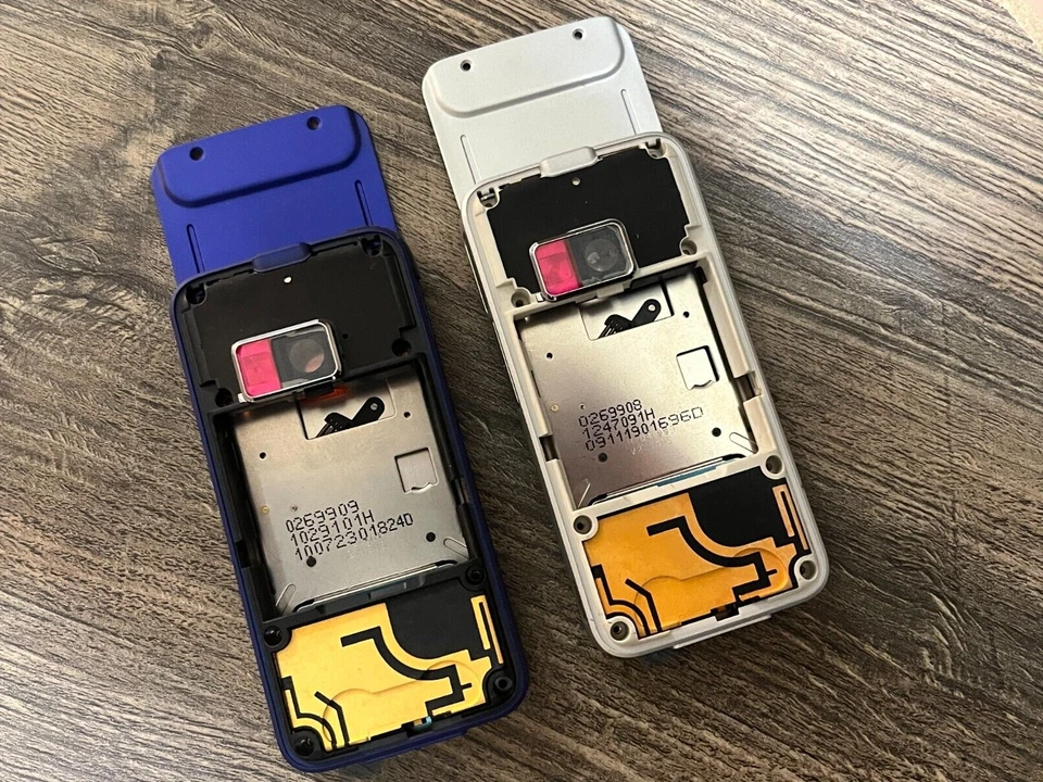 正品诺基亚 N81 外壳 B 保护套 带幻灯片 多色 — 第 1/4 张图片