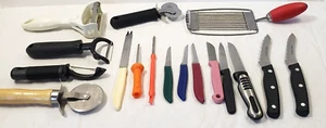 17 Küchenutensilien SET Messer Schäler Pizzaschneider, Doppelgebäckschneider + - Bild 1 von 19