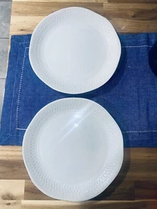 2 IKEA White Dinner Plates Model 120 11 Irregular Round Set Of 2 Solid Pattern - Picture 1 of 6