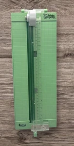 Cutter Bee Cutterpede Straight Edge Trimmer Green with Two Cutting Channel - Picture 1 of 12