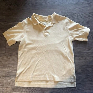 Land's End Boys Size Medium 10/12 Short Sleeve Yellow polo Shirt 4 School - Picture 1 of 1