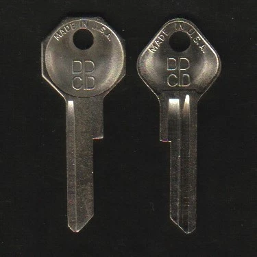 DPCD Y131 Y130 DODGE nuevas llaves de stock antiguo 1949 1950 1951 1952 1953 1954 1955 Foto 1 de 1