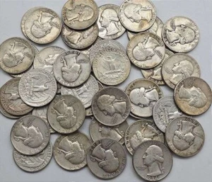 1 Full Roll of 90% Silver Washington Quarters; 40 coins Lot #22 - Picture 1 of 1