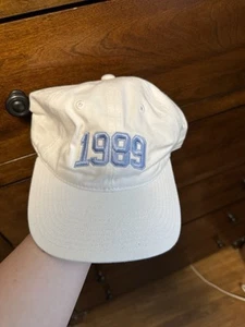 Taylor Swift 1989 Taylor’s Version Mütze NEU �� - Bild 1 von 2