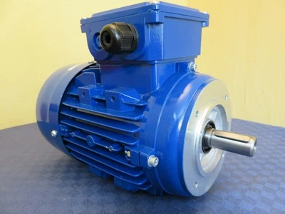 Elektromotor Drehstrom 11kW S3 3000/min Welle 38mm 132M B14(200mm Flansch) - Bild 1 von 4