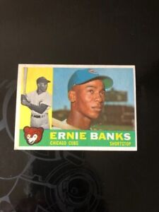 1960 Topps - #10 Ernie Banks (crease)