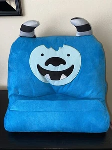 Pillowfort Yeti Weighted Tablet Holder Pillow 8"×12" With Pockets Plush - Picture 1 of 5