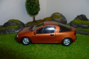 Modellauto Opel Tigra - A - Coupe,  Maßstab 1:43 !!! Sammlungsauflösung !!! - Bild 1 von 9