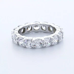 Alianza de boda de eternidad clásica de oro de 14 quilates de 4,50 quilates con diamantes cultivados en laboratorio E VVS2 - Imagen 1 de 14