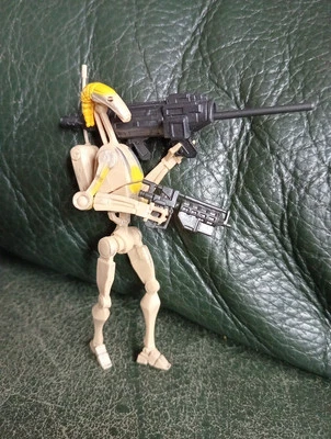 STAR WARS THE CLONE WARS COLLECTION BATTLE DROID COMMANDER CW22 3.75" FIGURE  - Image 1 of 2