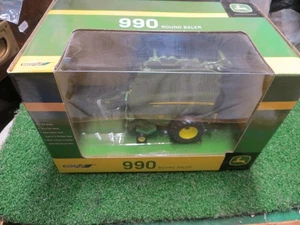 BRITAINS JOHN DEERE  LARGE ROUND 990 HAY BALER 42784  1/32 MIB - Picture 1 of 7