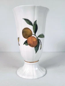 Royal Worcester Arden 6” Vase England Fine Bone China Fruit Evesham Look - Picture 1 of 7