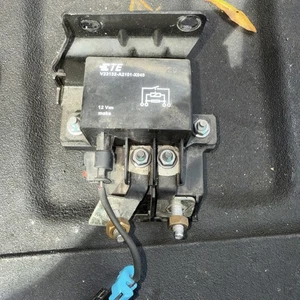 Genuine GM Auxiliary Battery Relay - Picture 1 of 5