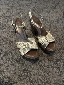Dune Shoes Size 41 - Picture 1 of 5