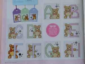 Tabla de punto de cruz solamente - adorables etiquetas de regalo de pequeño oso de peluche - Imagen 1 de 1